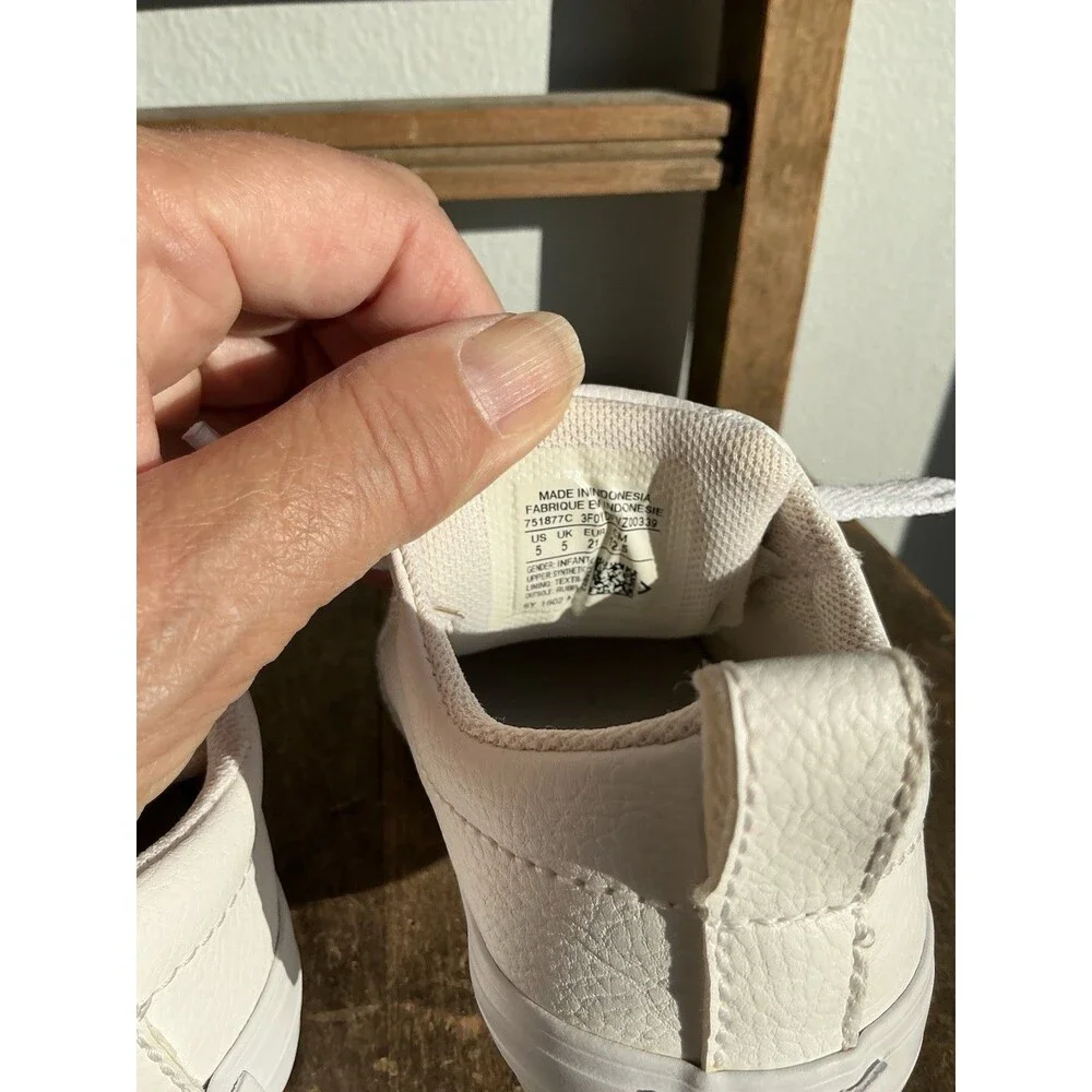 Converse Toddler Chuck Taylor All Star Street White Leather Lace Shoes Toddler 5